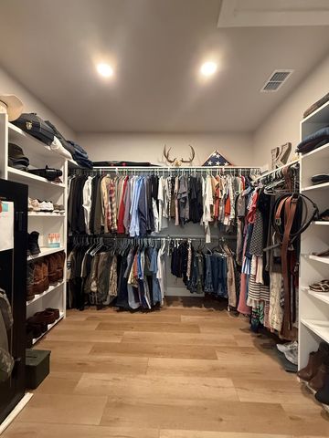 112 Independence Lane, Ingram, TX 78025