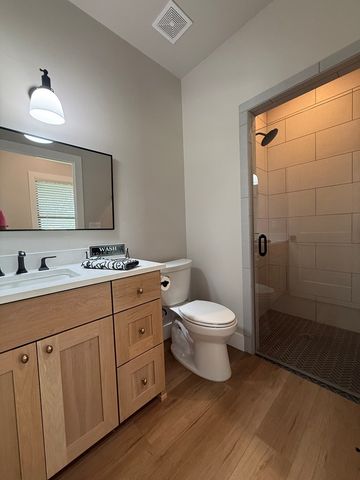 112 Independence Lane, Ingram, TX 78025