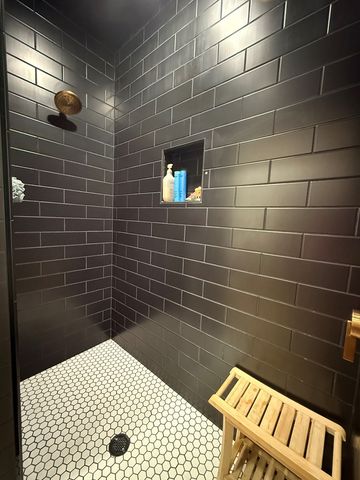 112 Independence Lane, Ingram, TX 78025