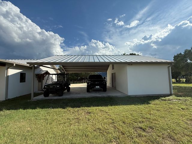 112 Independence Lane, Ingram, TX 78025