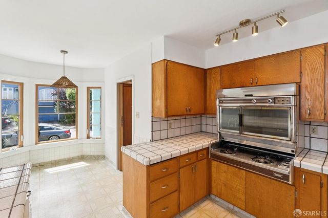 674 Rockdale Drive, San Francisco, CA 94127