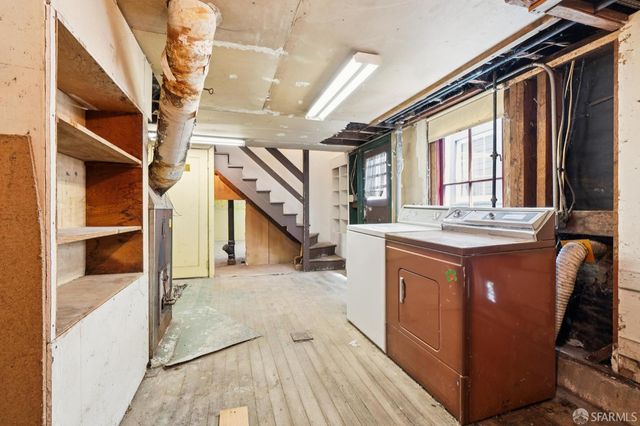 674 Rockdale Drive, San Francisco, CA 94127