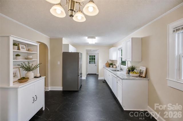 102 White Avenue, Kannapolis, NC 28081