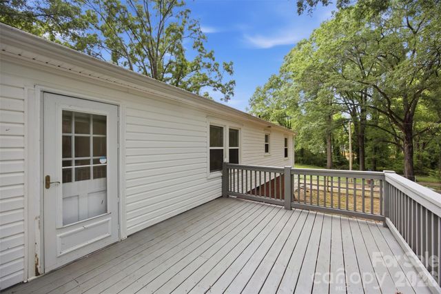 102 White Avenue, Kannapolis, NC 28081