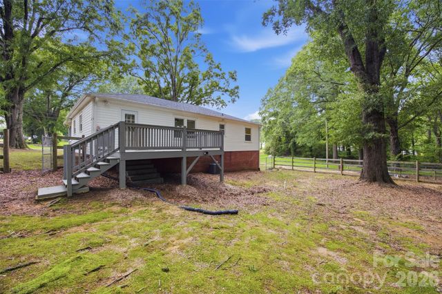 102 White Avenue, Kannapolis, NC 28081