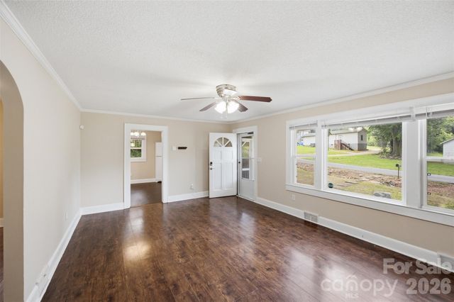 102 White Avenue, Kannapolis, NC 28081
