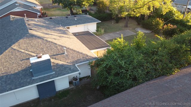 1335 N McFarland Place, Claremore, OK 74017