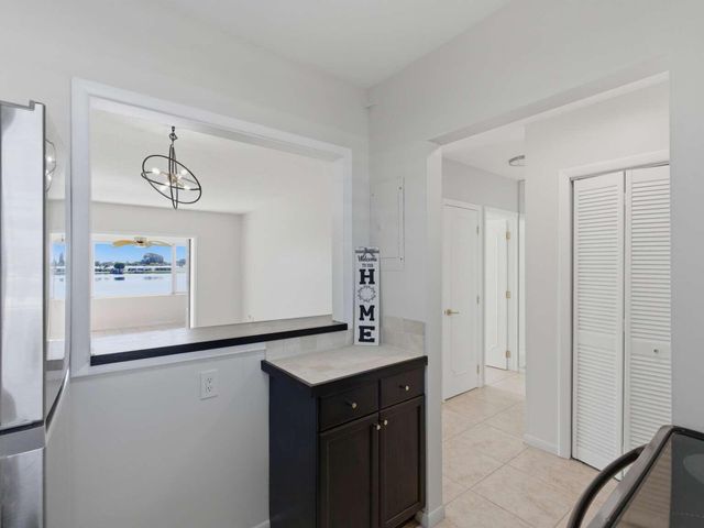 1116 Lake Terrace 207 G, Boynton Beach, FL 33426