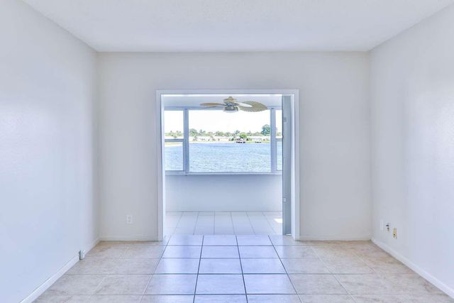 1116 Lake Terrace 207 G, Boynton Beach, FL 33426