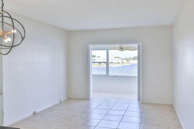 1116 Lake Terrace 207 G, Boynton Beach, FL 33426