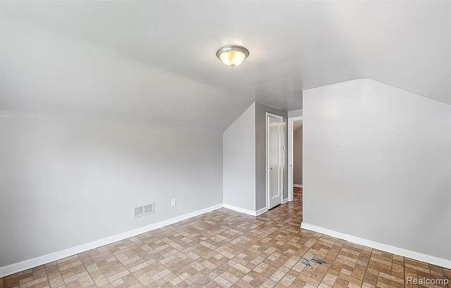 11352 Nottingham Road, Detroit, MI 48224