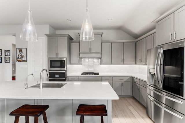 19227 Seabiscuit Stable Trail, Tomball, TX 77377