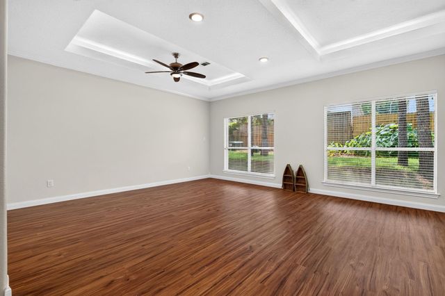 3122 Hemingway Drive, Montgomery, TX 77356