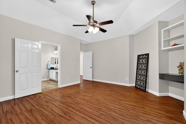 3122 Hemingway Drive, Montgomery, TX 77356