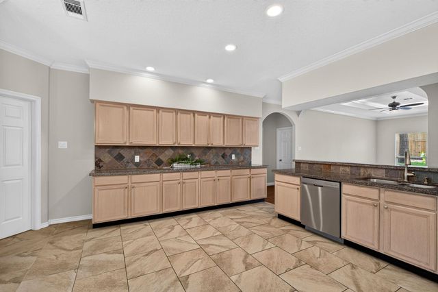 3122 Hemingway Drive, Montgomery, TX 77356