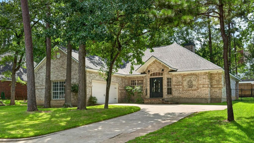 3122 Hemingway Drive, Montgomery, TX 77356
