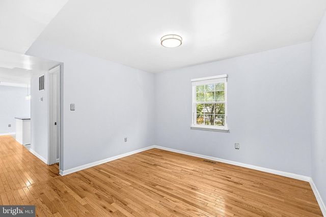 13457 ORANGEWOOD DR, Woodbridge, VA 22193