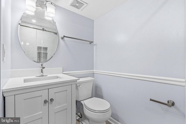 13457 ORANGEWOOD DR, Woodbridge, VA 22193