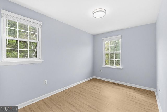 13457 ORANGEWOOD DR, Woodbridge, VA 22193