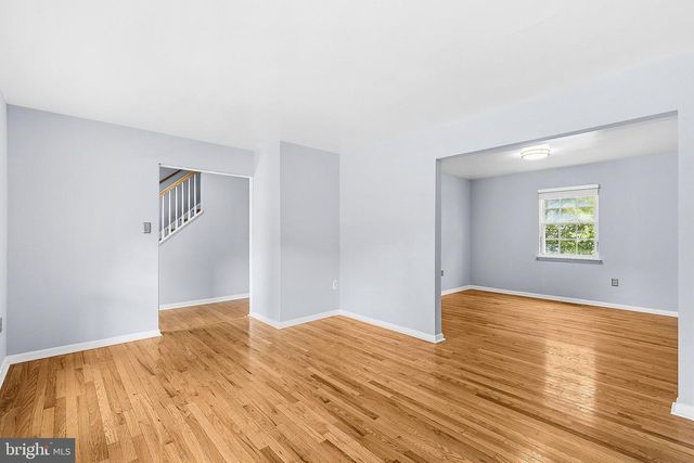 13457 ORANGEWOOD DR, Woodbridge, VA 22193