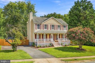 13457 ORANGEWOOD DR, Woodbridge, VA 22193