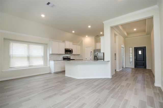 15230 Kickapoo Cavern Drive, Cypress, TX 77433