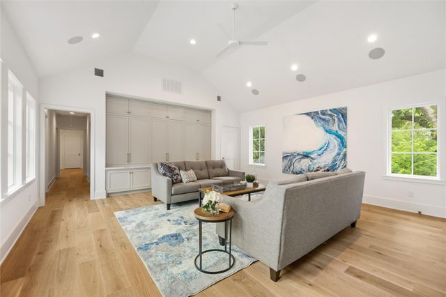 315 W 32nd Street, Houston, TX 77018