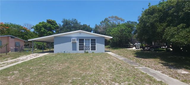 412 7th Road SW, Vero Beach, FL 32962