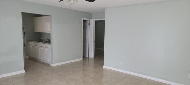 412 7th Road SW, Vero Beach, FL 32962