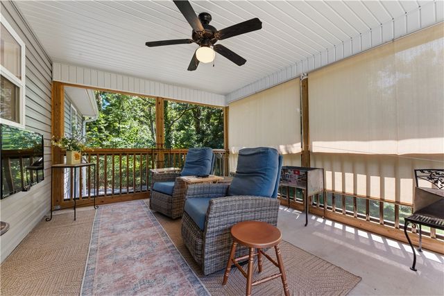 9 Hebrides Drive, Bella Vista, AR 72715