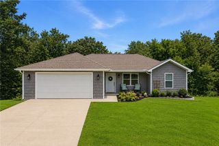 9 Hebrides Drive, Bella Vista, AR 72715