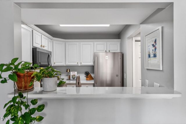 1111 Parkridge Lane 103, Raleigh, NC 27605