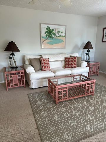 1767 LAKE PLACE 1767C, Venice, FL 34293