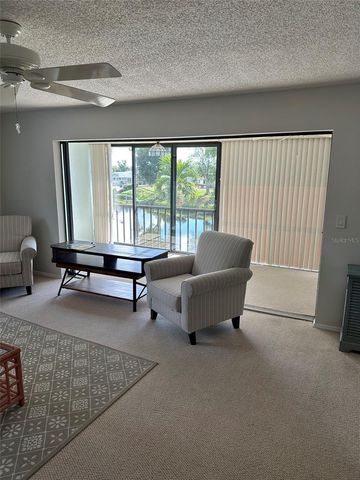 1767 LAKE PLACE 1767C, Venice, FL 34293