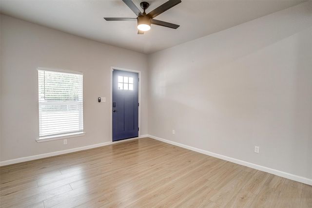 716 SE 7th Avenue, Mineral Wells, TX 76067
