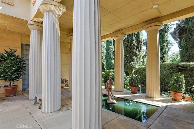 2021 W, Merced, CA 95340