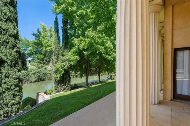 2021 W, Merced, CA 95340