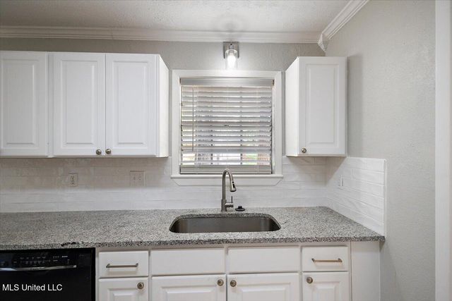 36 Pebble Hill Drive, Brandon, MS 39042