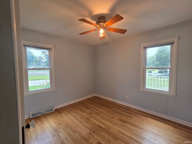 19700 Hildebrand Street, South Bend, IN 46614