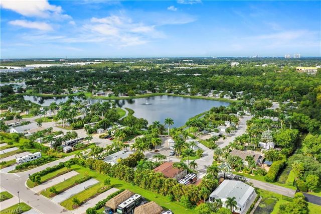 5551 Brightwood DR, Fort Myers, FL 33905