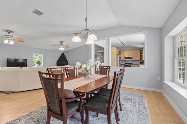 2 Reed Lane, Littleton, MA 01460