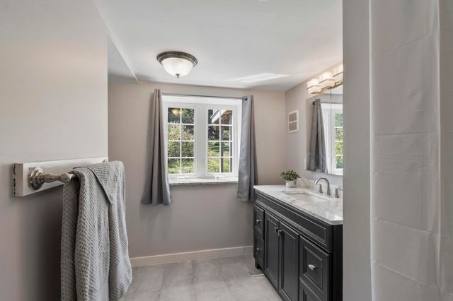 2 Reed Lane, Littleton, MA 01460