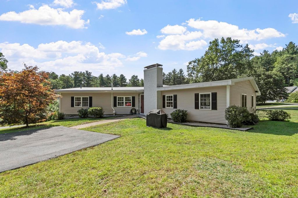 2 Reed Lane, Littleton, MA 01460