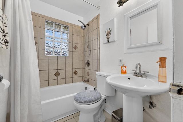 24 Oregon STREET, Racine, WI 53405