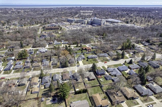 24 Oregon STREET, Racine, WI 53405