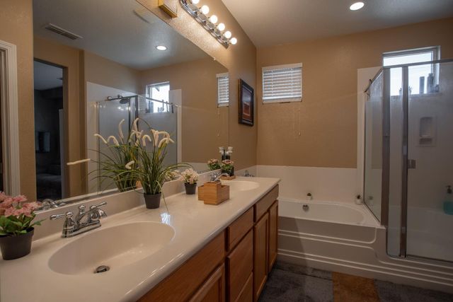 5012 Wuthering Ave, Sacramento, CA 95823