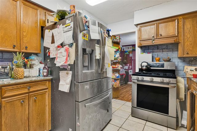 505 Oak Drive, Friendswood, TX 77546