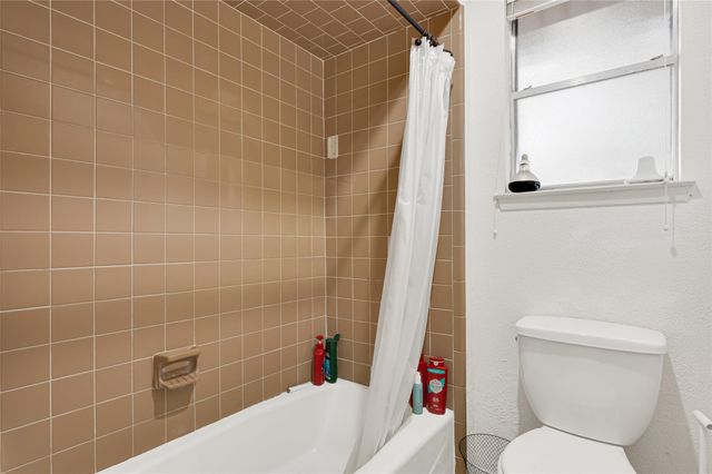 505 Oak Drive, Friendswood, TX 77546