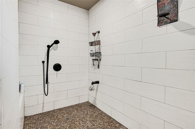 505 Oak Drive, Friendswood, TX 77546