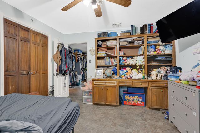505 Oak Drive, Friendswood, TX 77546